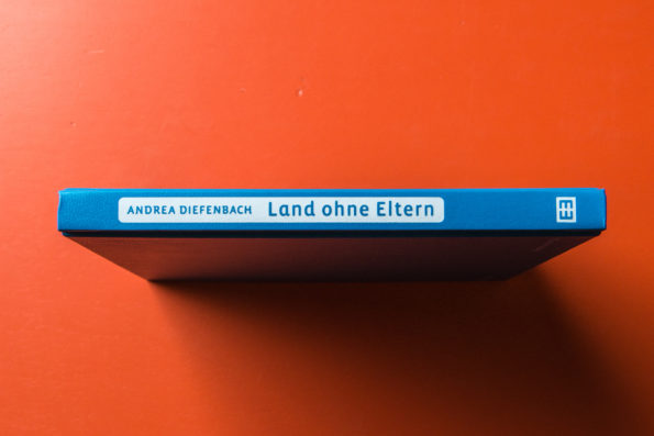 Land ohne Eltern